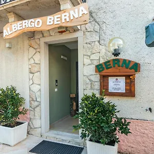  Hotel Berna Italia
