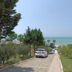 Plazhi Gjeneralit - Small - - - - Üdülőpark Kavaja